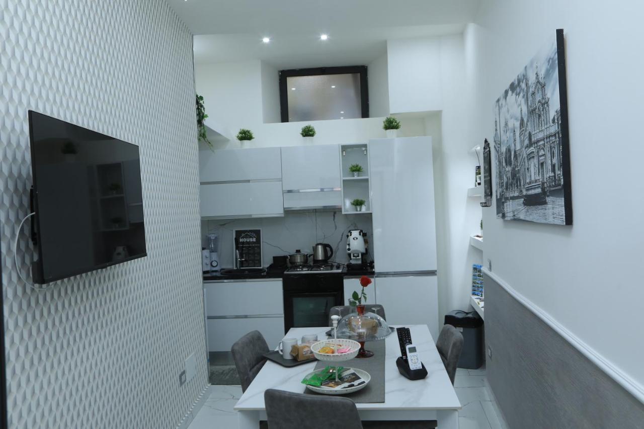 Appartement Santi House à Catane Extérieur photo